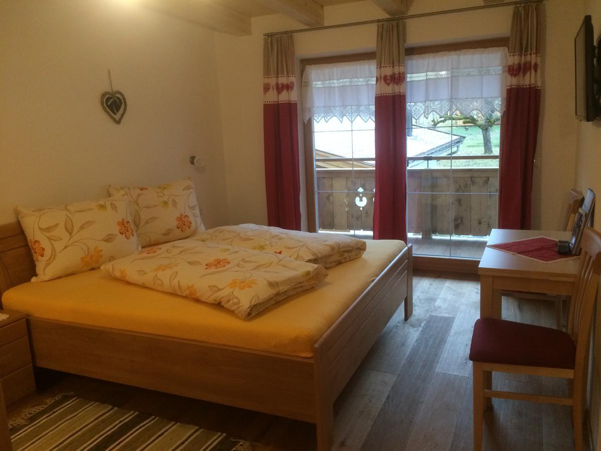 Trixlhof Bed & Breakfast Sankt Ulrich am Pillersee ภายนอก รูปภาพ