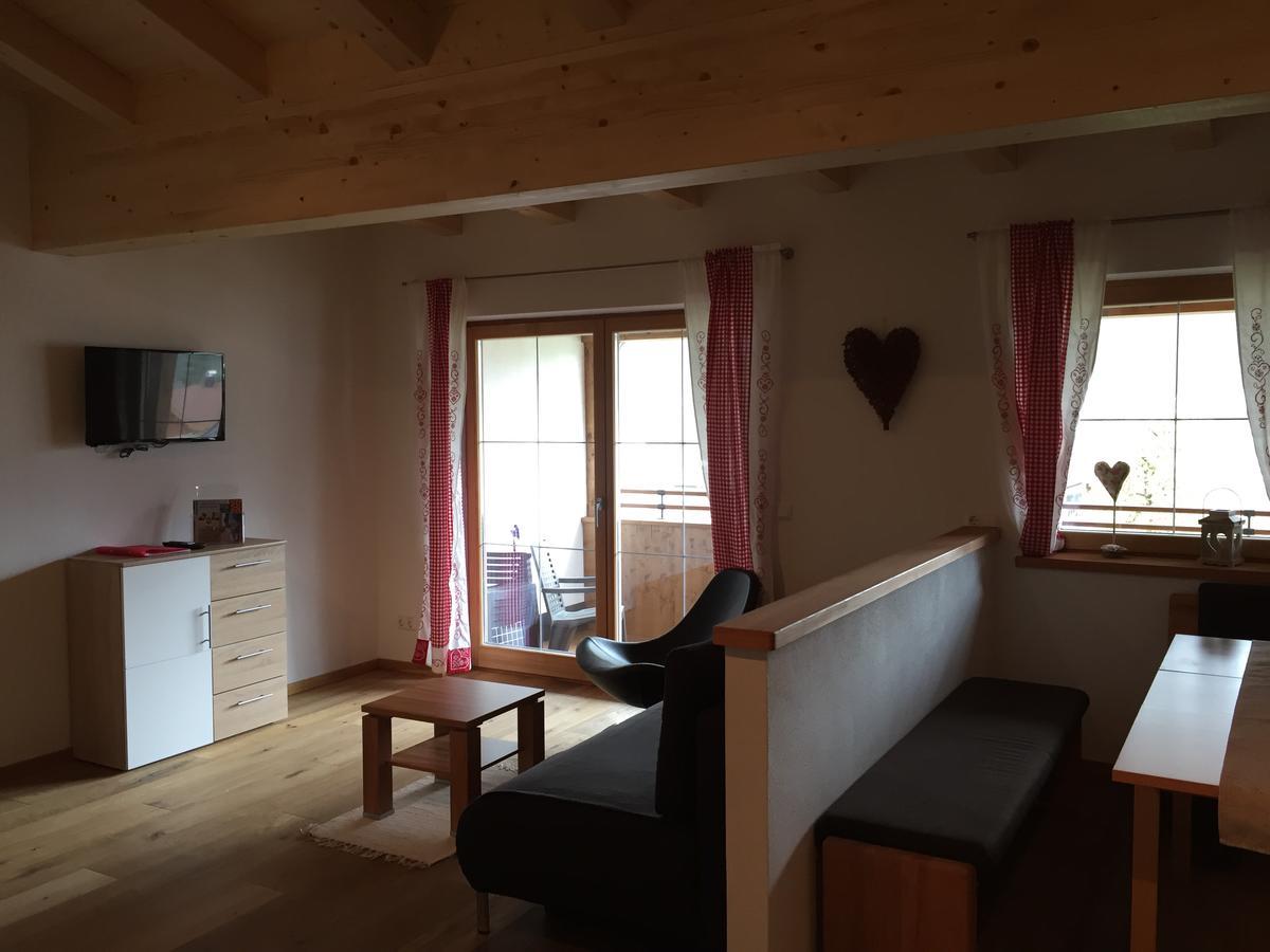 Trixlhof Bed & Breakfast Sankt Ulrich am Pillersee ภายนอก รูปภาพ