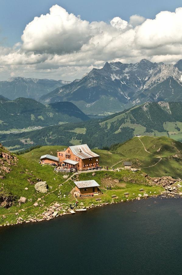 Trixlhof Bed & Breakfast Sankt Ulrich am Pillersee ภายนอก รูปภาพ