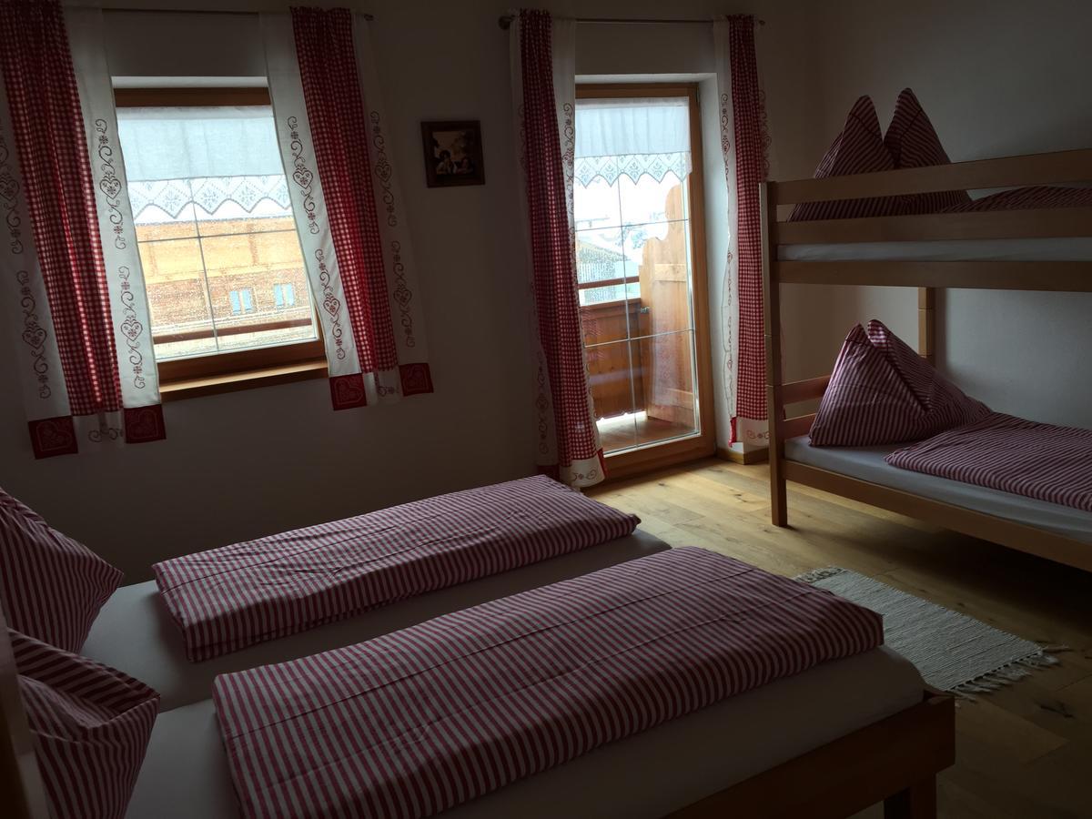 Trixlhof Bed & Breakfast Sankt Ulrich am Pillersee ภายนอก รูปภาพ